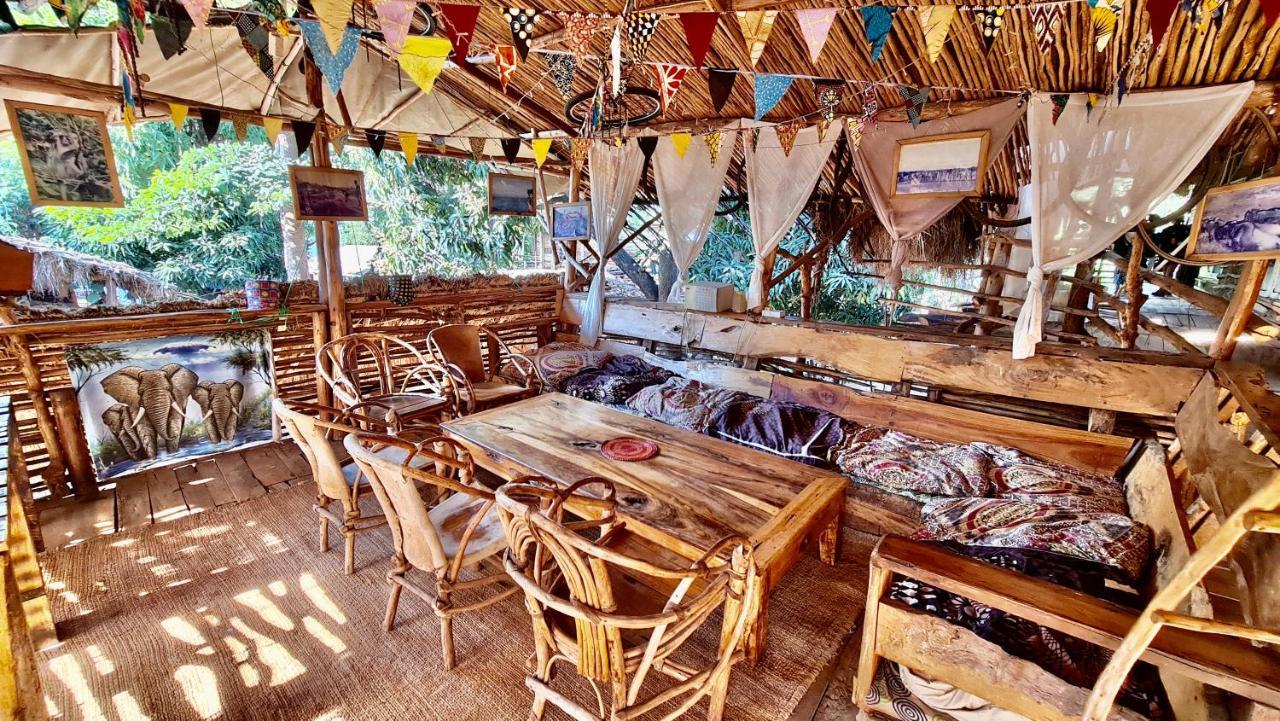 Hostel Mountain Bikes House Moshi Exterior foto