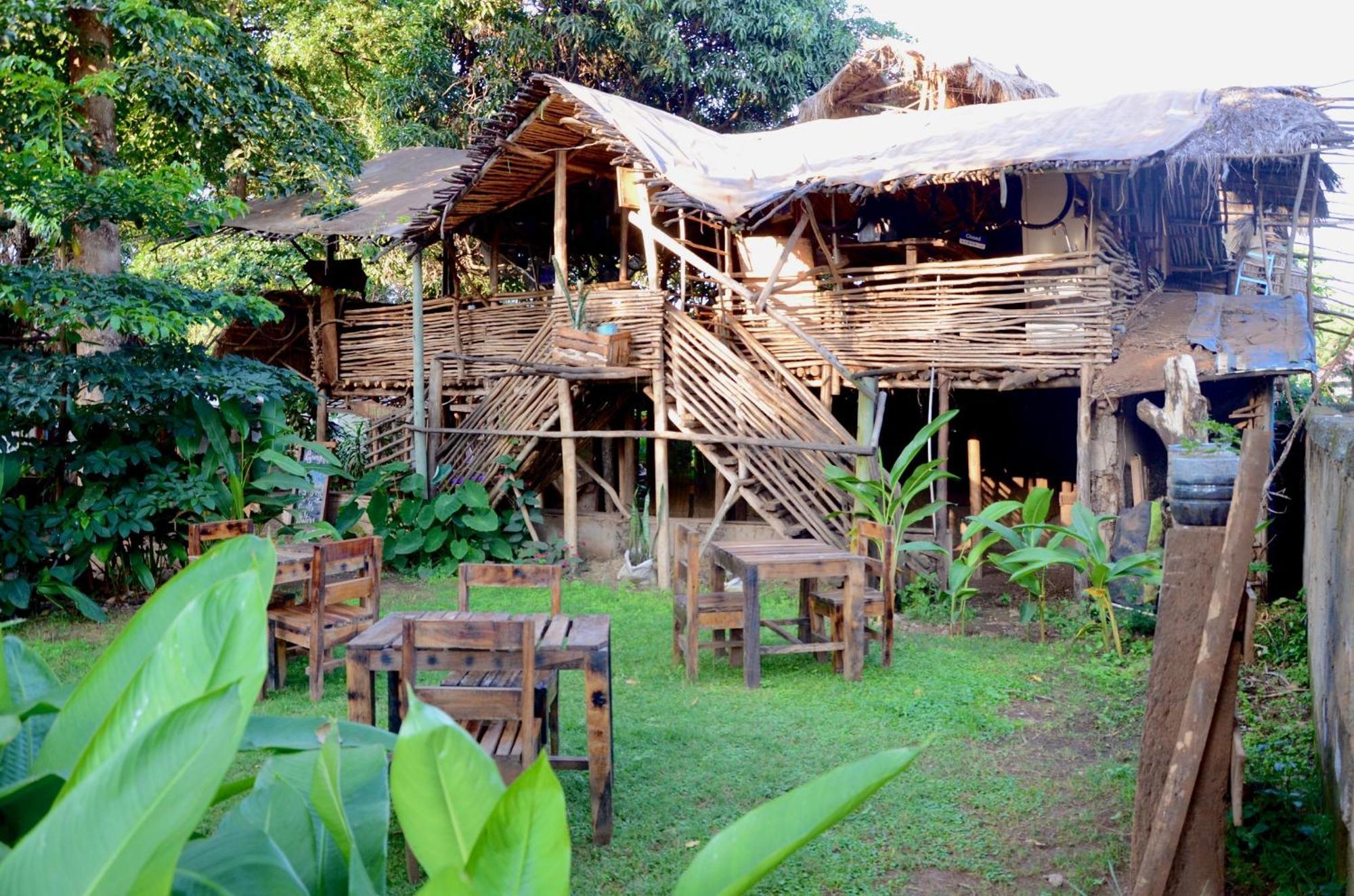 Hostel Mountain Bikes House Moshi Exterior foto